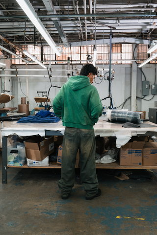 SCRATCH FOREST GREEN ZIP UP BOXY FIT HOODIE